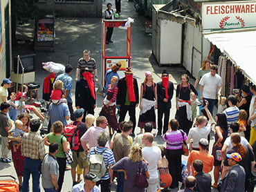 Mobile Marktbude SyndikART; SOHO; Foto: M. Menedetter