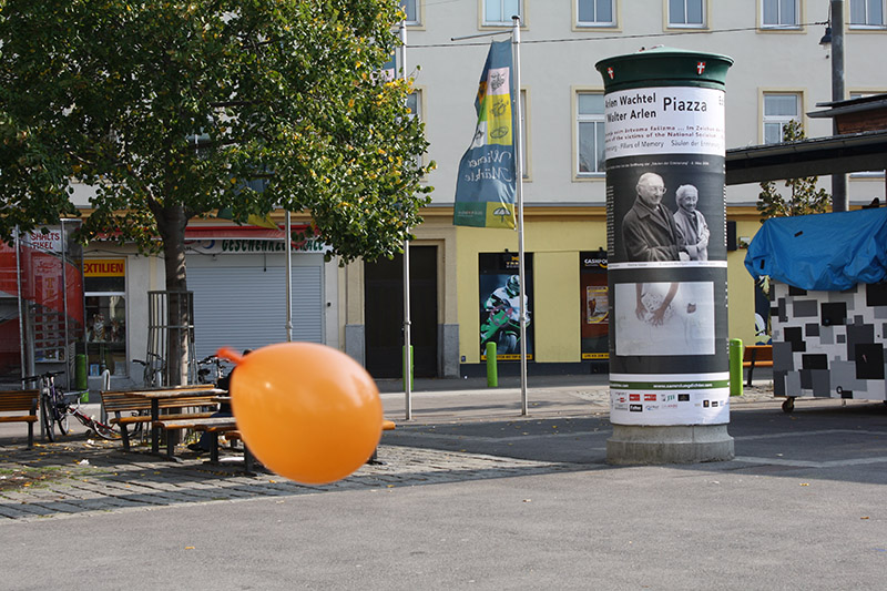 Foto: Martina Gasser; Sujet Sulen der Erinnerung; Yppenplatz